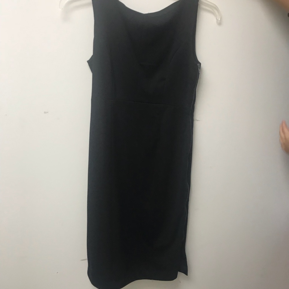 Banana Republic Black Scoop Neck Dress-Size 6 NWT